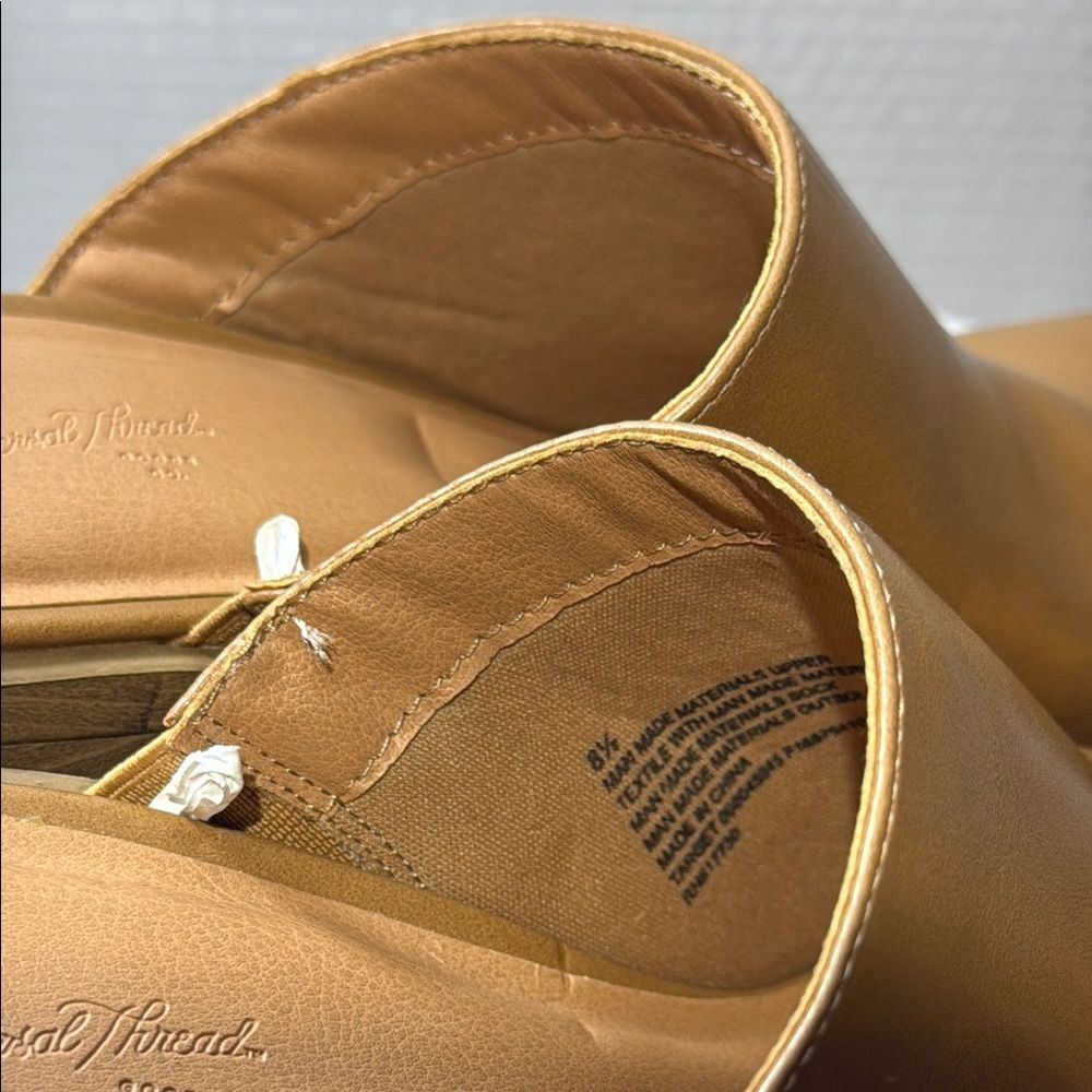 Universal Thread Tan Mules with Rounded Toe and Platform Sole - Picture 6 of 8